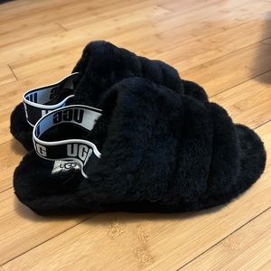Ugg Fluff Yeah slippers - size 8